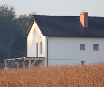 taras - wpisany w krajobraz - projekt przestrzeni wokół budynku - Kęty