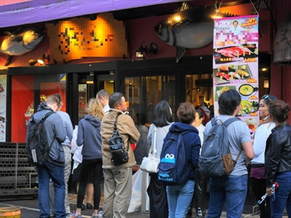 訪日外国人と回転すし_SLP