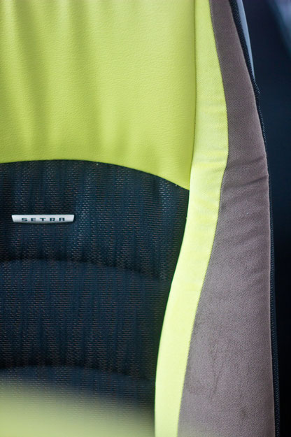 all seats with savety belt