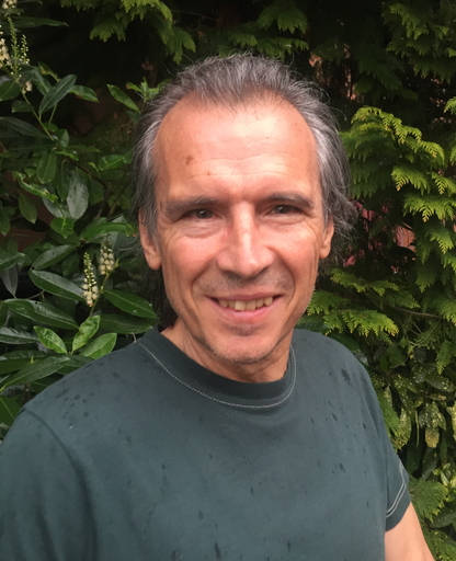 Adrian Fischer - Handanalytiker 
