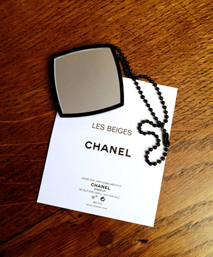 CHANEL - BIJOU DE SAC & MIROIR