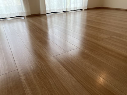 ワックスとUVフロアコーティングの違い