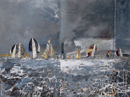 regate de voiliers en mer bleu-gris et ciel orageux