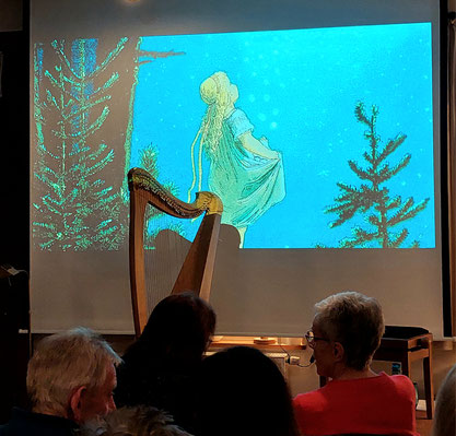 Auftritt Michaela Brinkmeier mit Märchenerzählen, Harfenspiel und gemeinsamem Volkslieder-Singen zur Harfe im Dorfgemeinschaftshaus Ledde (Tecklenburg, Kreis Steinfurt, NRW)