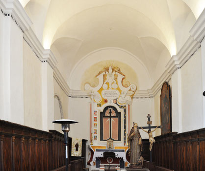 Lavatoggio - Confrérie - Maître-autel et nef après restauration