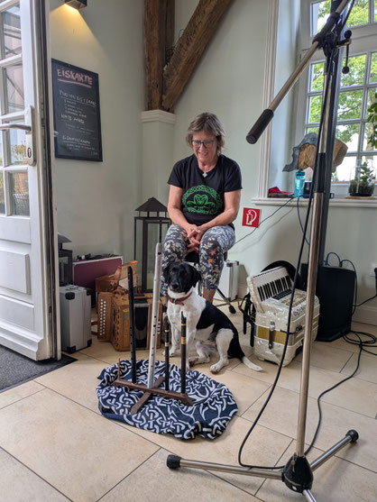 Im Cafe Lotti mit "Lotti"