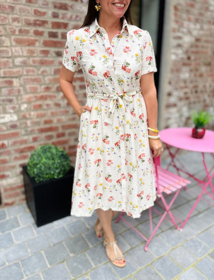VETEMENT FEMME ROBE MIDI FLEURIE IN APRIL 1986