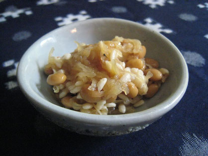 切干し大根と米麹をたっぷり入れて手作りしてみました