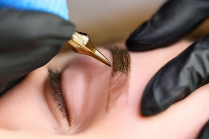 trucco semipermanente sopracciglia