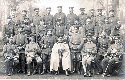 Erich Bowien, (father of the artist) and his officers, 1914