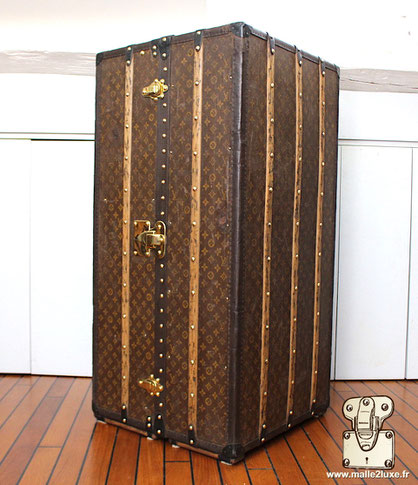 malle cabine wardrobe Louis Vuitton expertise petite prix