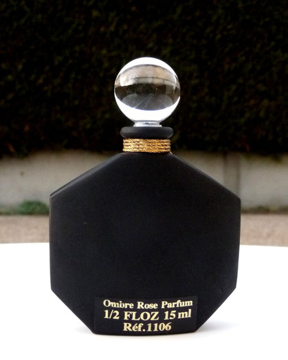 FLACON NOIR - AVEC PARFUM OMBRE ROSE 15 ML - VU AU VERSO AVEC ETIQUETTE SIGNALETIQUE
