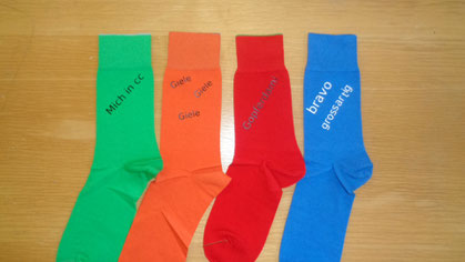 Socken mit Sprüche bedrucken lassen