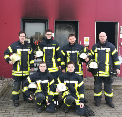 Von links: Christian Schigowski, Luis Nachtwey, Thorben Schneemann, Andreas Nolte Von links unten: Brian Wolfram, Garvin Wolfram