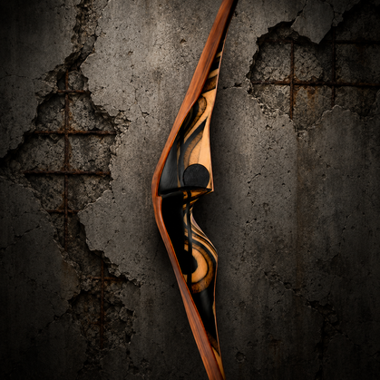 BEARPAW Bows Recurvebogen Breaker bei FINK Archery. Kurzer Recurvebogen der Extraklasse