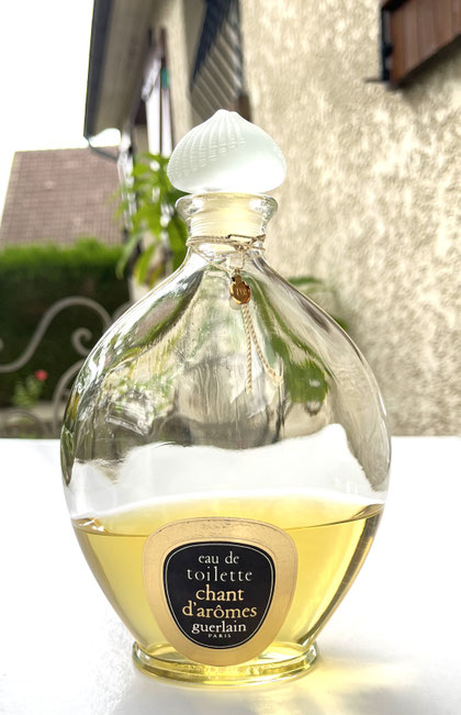 CHANT D'ARÔMES - EAU DE TOILETTE 200 ML, FLACON OVOÏDE AVEC BOUCHON EN VERRE