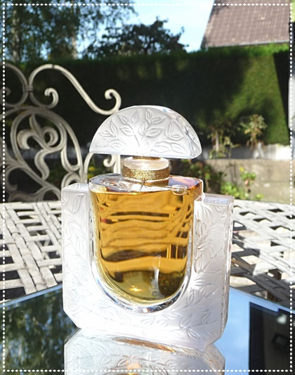 FLACON "CHEVREFEUILLE" - EAU DE TOILETTE