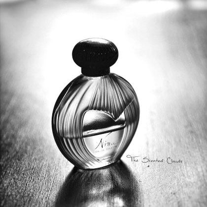 PHOTO NOIR ET BLANC DE THE SCENTED CLOUDS, SUR INSTAGRAM