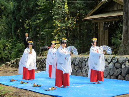 野外奉納披露(旧写真)