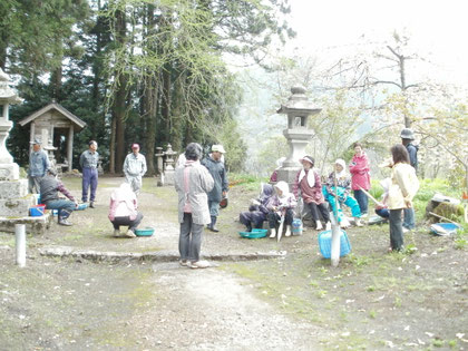 集合して役割分担