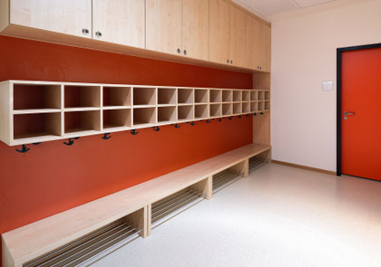 Neubau Kita Bergheim-Ahe, Garderobe im Gruppenhaus