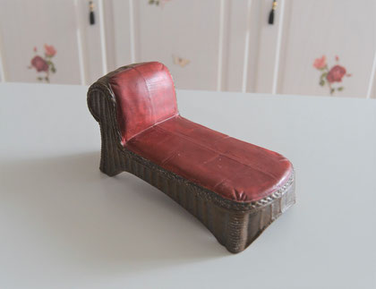 Couch aus Keramik