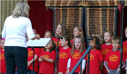 Kinderchor Cantonino 2011 - Leitung: Christine Chraibi