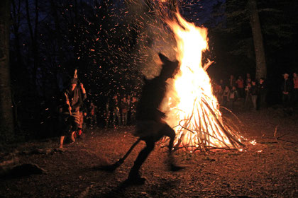 Das Hexenfeuer an der Walpurgisnacht