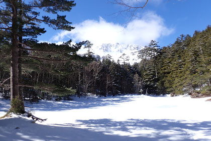 山の学校　雪山ハイク　