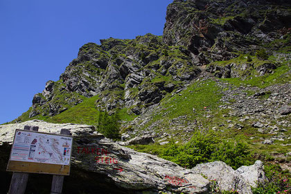 Hinweistafel zum Klettersteig