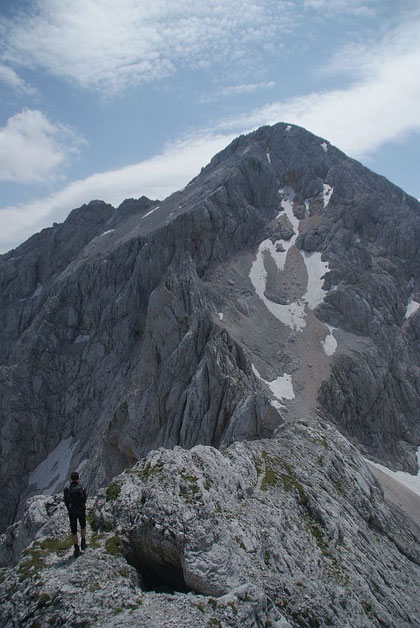 Der Gratverlauf hinunter in die Dolskra skrbina, sowie den Grintovec