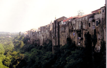 Particolarità delle case di S.Agata dei Goti (Benevento)