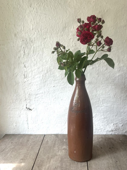 ALTE STEINGUTFLASCHE NR: 23