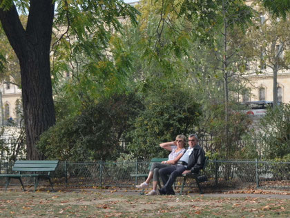 on s'isole sous un arbre
