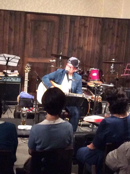10/12 松山市カラフルでのサスケ&きくち寛ライブ