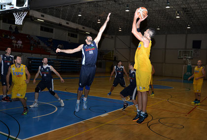 Un bel jumper di Valerio Sanlorenzo (foto Daniele Piedinovi)