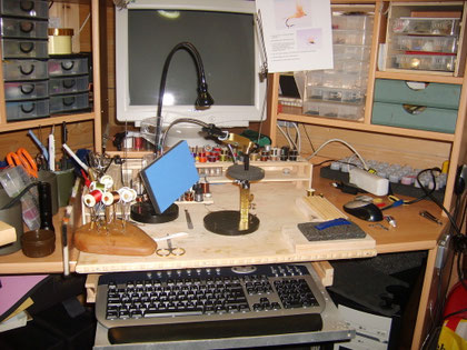 Dying Desk