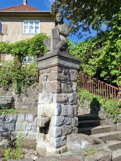 Barbararossa Brunnen Frohnau