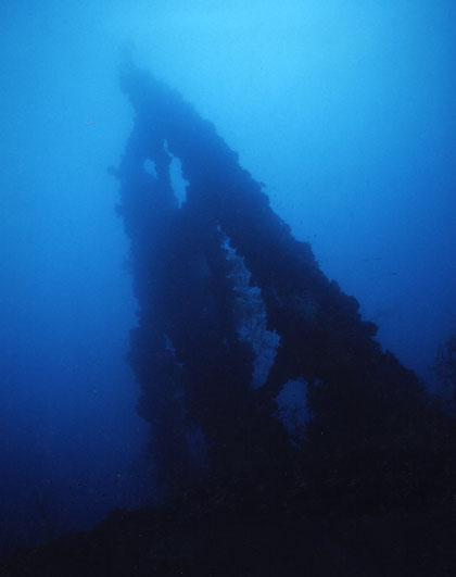 The mast of the freighter Iro, Palau.