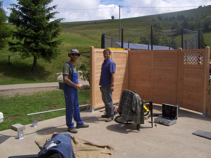 The magic fence built by two experts...