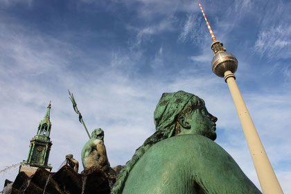 Neptunbrunnen (Neptun's Well) in front of Marienkirche (St. Mary's Church)