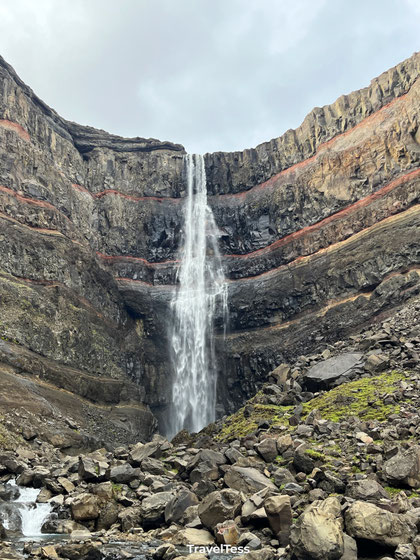 Hengifoss waterval