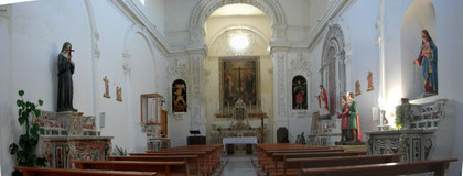 Chiesa di Gesù e Maria: interno