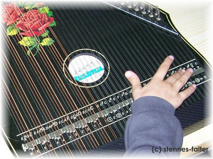 6-Akkordzither mit Mandolinbesaitung