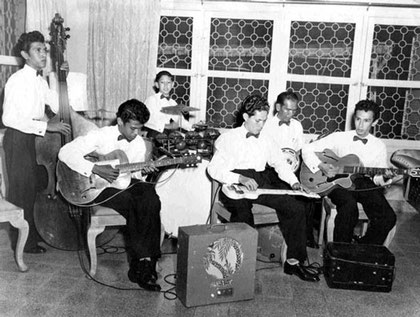 The Timor Rhythm Brothers (early 1950's) l/r: Ponthon, Andy, Loulou, Wim Noya, Herman Tielman, Reggy