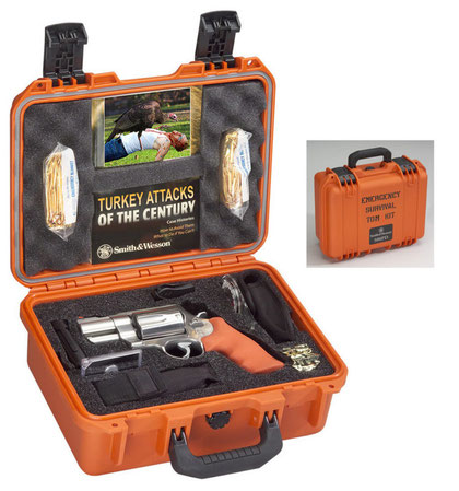 Smith & Wesson Model 500ES - Emergency Survival Kit