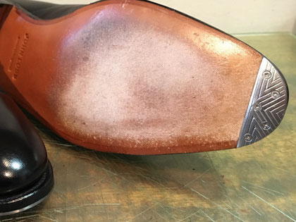 shoerepairViragon 靴修理ヴァラゴン ： トゥスチール（つま先の補強） ： JOHN LOBB（ジョンロブ） : レザーソール（革底）に おすすめ補強 : ヴィンテージスチール : ビンテージスチール