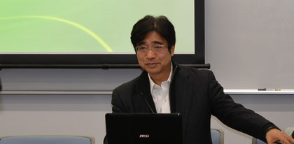 質問に優しく対応される川上先生