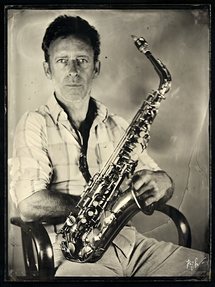 ©Raphaël Laurand -"Le saxophoniste" : Ambrotype 18x24cm