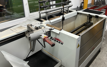 Lagergassenhonmaschine